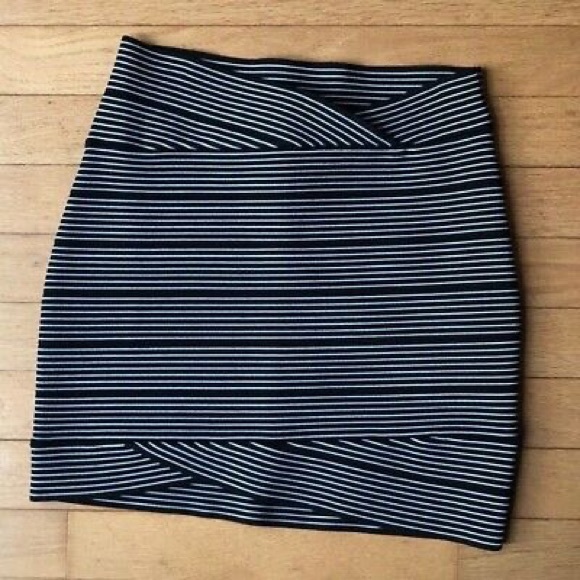 Striped bandage/bodycon mini skirt - Picture 4 of 4